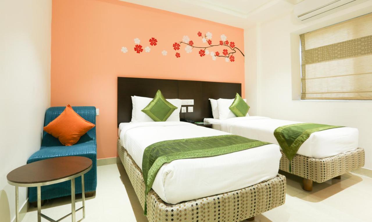 Spacious AC Accommodation at Treebo C Plaza